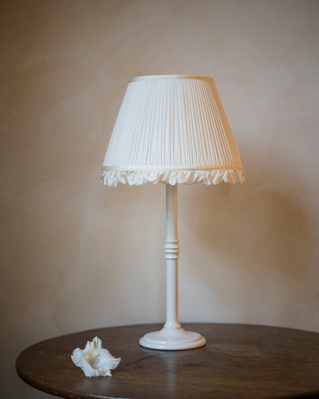 Iris Silk Ruffle Lampshade